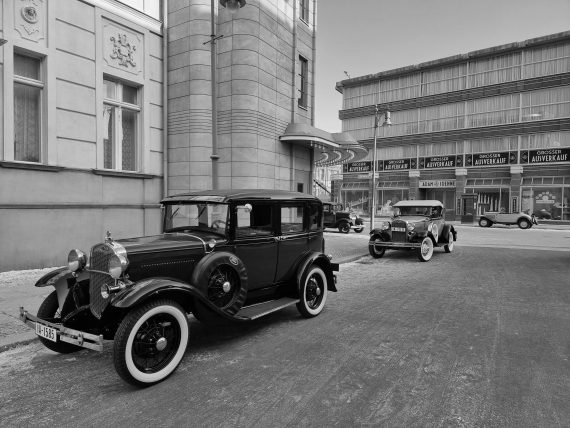brautlimousine für filmaufnahmen zu gast im filmpark potsdam babelsberg babylon berlin vierte staffel
